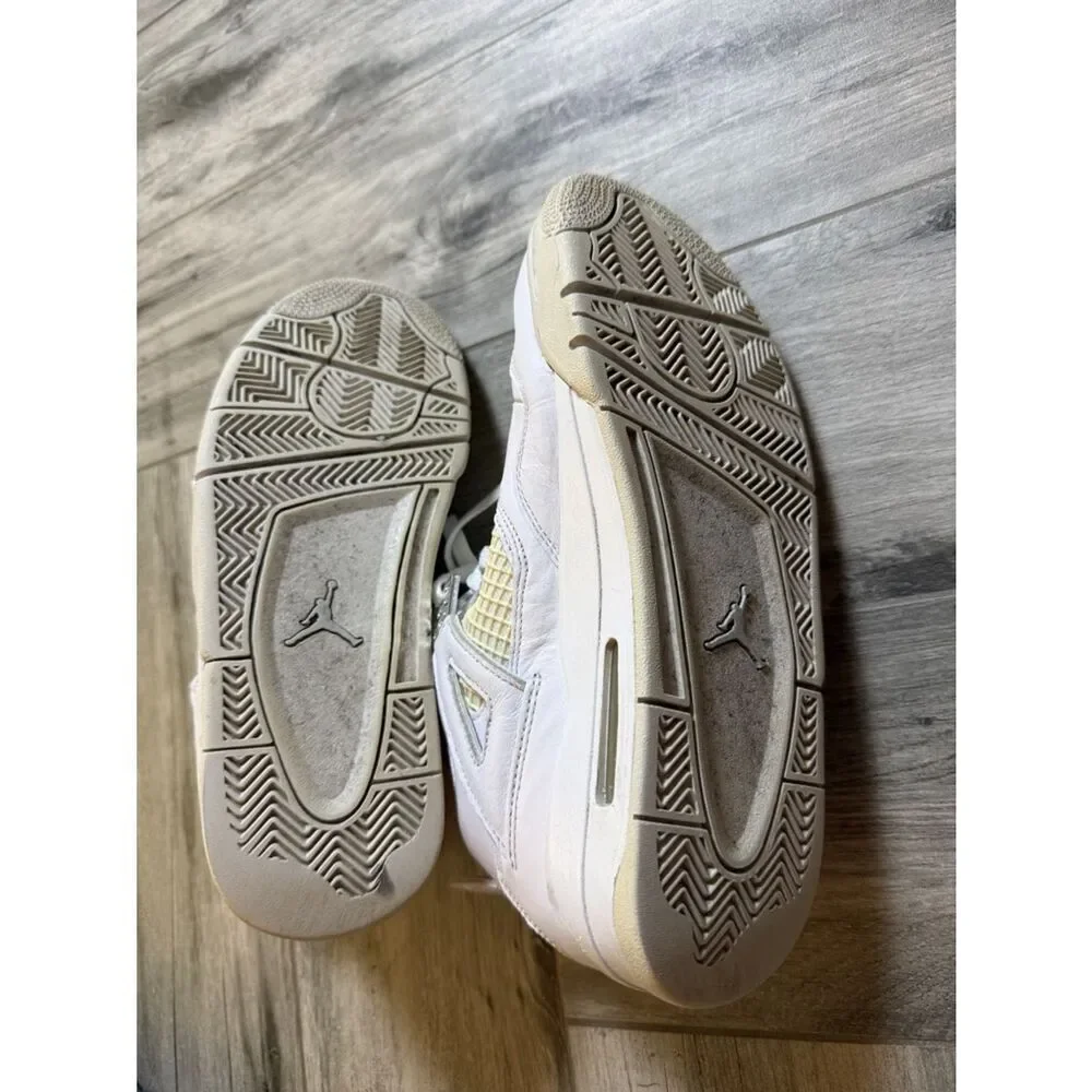 Size 8 Jordan 4 Retro Mid Pure Money Sneakers- 2017